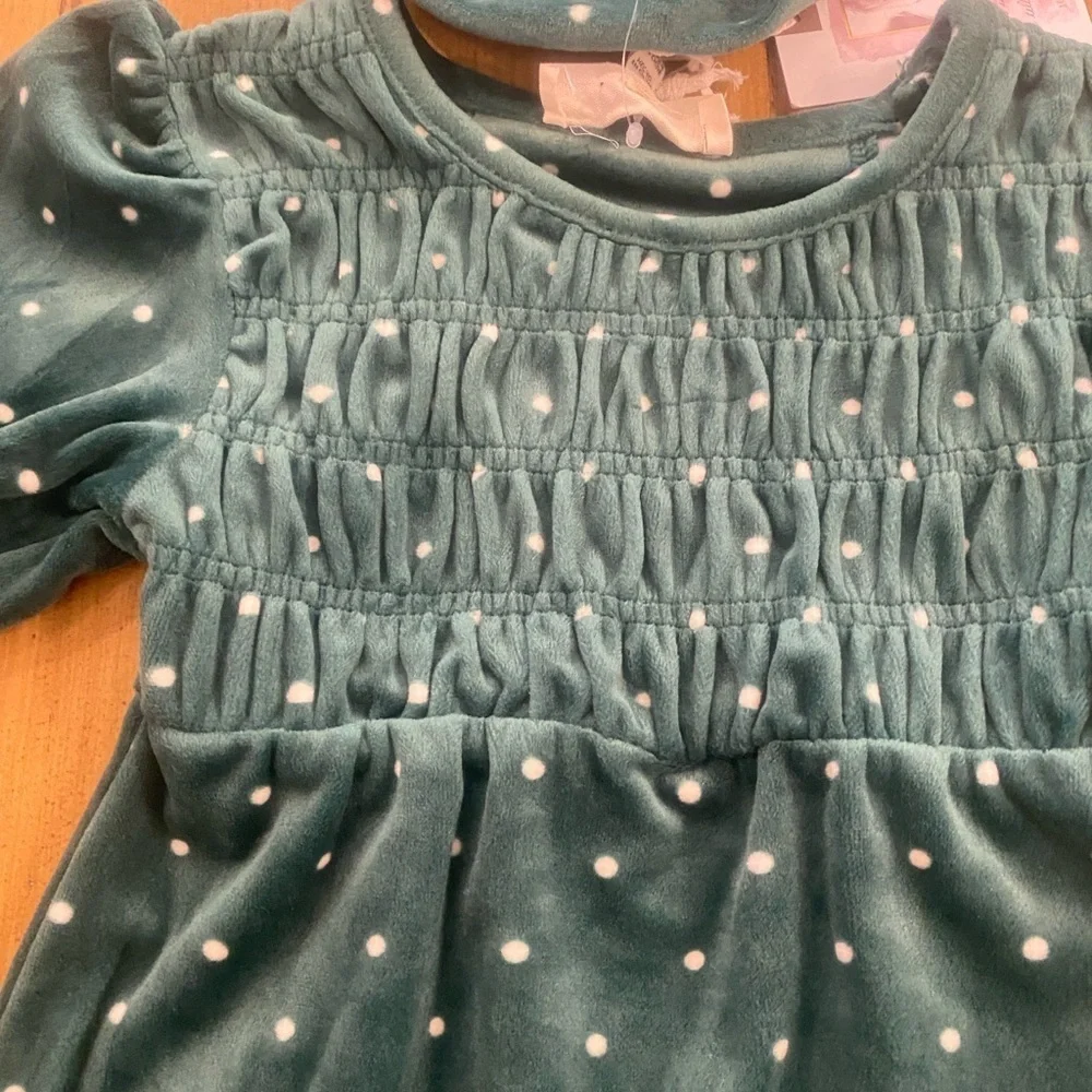 Infant Winter Christmas Holidays Green White Onsie Headband New 6/9 months